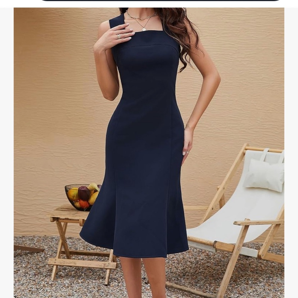 Elegant Navy Blue Sleeveless Dress